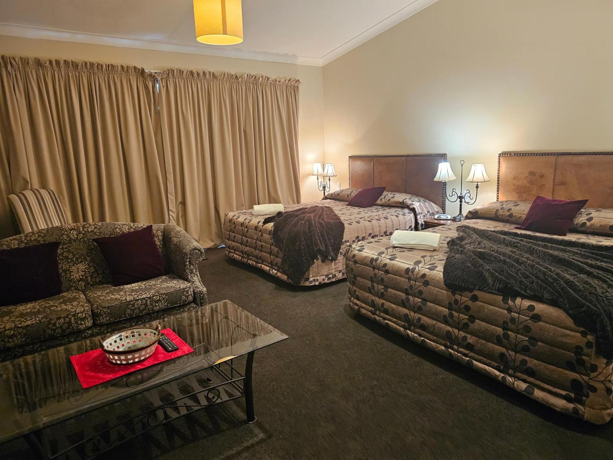 Gateway Motor Inn Мастертон Екстер'єр фото